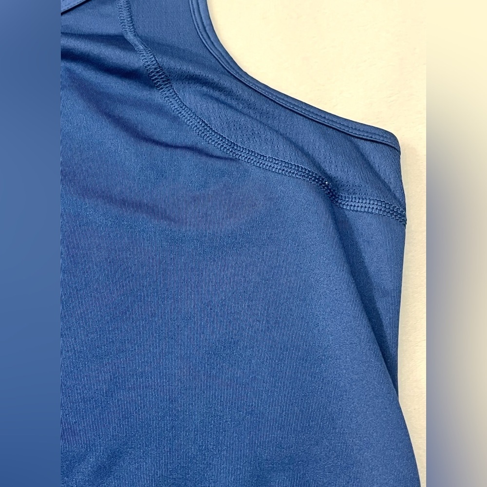 Tek Gear DryTek Women’s Racerback Blue Tank Top with Ruched Sides Small - Picture 11 of 16